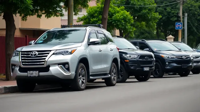 Three vehicles reported stolen in Brazil seized in Coronel Oviedo; police officers suspected of using them